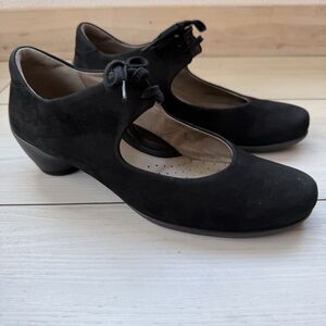 ECCO "Sculptured" Mary Jane shoes Black leather, pumps, Women’s Size 39 / 8-8.5